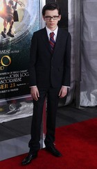 Asa Butterfield : asa-butterfield-1341188462.jpg