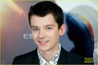 Asa Butterfield : asa-butterfield-1380991691.jpg