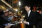 Asa Butterfield : asa-butterfield-1387814726.jpg