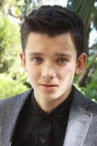 Asa Butterfield : asa-butterfield-1405966971.jpg