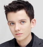 Asa Butterfield : asa-butterfield-1422276301.jpg