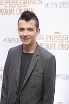 Asa Butterfield : asa-butterfield-1474381441.jpg