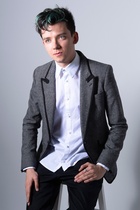 Asa Butterfield : asa-butterfield-1524962161.jpg