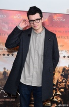 Asa Butterfield : asa-butterfield-1534743602.jpg