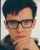 Asa Butterfield : asa-butterfield-1548271681.jpg