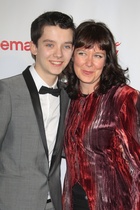 Asa Butterfield : asa-butterfield-1557695882.jpg