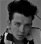 Asa Butterfield : asa-butterfield-1597594426.jpg