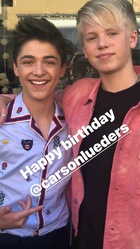 Asher Angel : TI4U1532722121.jpg