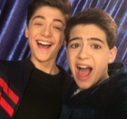 Asher Angel : TI4U1546120534.jpg