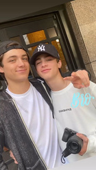 Asher Angel : TI4U1622151610.jpg