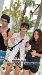 Asher Angel : TI4U1642471844.jpg