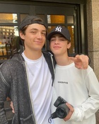 Asher Angel : TI4U1671553175.jpg