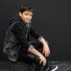 Asher Angel : asher-angel-1490235841.jpg