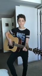 Asher Angel : asher-angel-1494738361.jpg