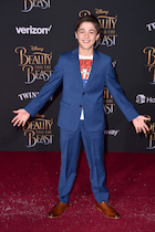 Asher Angel : asher-angel-1497862569.jpg