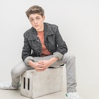 Asher Angel : asher-angel-1498008259.jpg