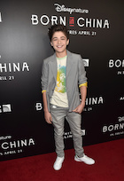 Asher Angel : asher-angel-1507511132.jpg