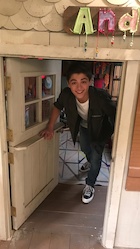 Asher Angel : asher-angel-1508239081.jpg