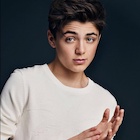 Asher Angel : asher-angel-1508359794.jpg