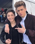 Asher Angel : asher-angel-1515018219.jpg