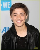 Asher Angel : asher-angel-1517265241.jpg