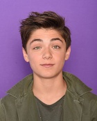 Asher Angel : asher-angel-1517286600.jpg