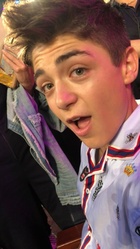 Asher Angel : asher-angel-1529707069.jpg