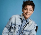 Asher Angel : asher-angel-1541703837.jpg