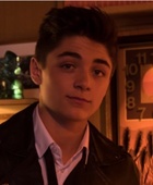 Asher Angel : asher-angel-1543004013.jpg