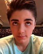 Asher Angel : asher-angel-1544824114.jpg