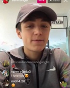 Asher Angel : asher-angel-1545602349.jpg