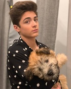 Asher Angel : asher-angel-1547781264.jpg