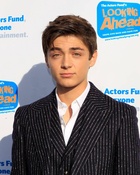 Asher Angel : asher-angel-1548115156.jpg