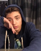 Asher Angel : asher-angel-1548263409.jpg