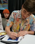 Asher Angel : asher-angel-1550978413.jpg