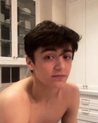 Asher Angel : asher-angel-1552975357.jpg