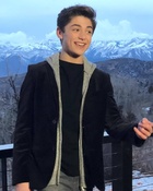 Asher Angel : asher-angel-1553042107.jpg