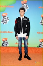 Asher Angel : asher-angel-1553403404.jpg