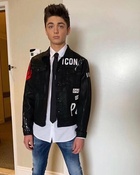 Asher Angel : asher-angel-1553818722.jpg