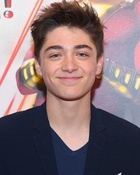 Asher Angel : asher-angel-1555706672.jpg