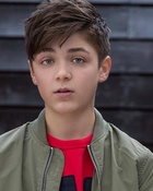 Asher Angel : asher-angel-1555958836.jpg