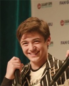 Asher Angel : asher-angel-1556576434.jpg