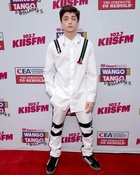 Asher Angel : asher-angel-1560122542.jpg