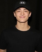 Asher Angel : asher-angel-1560804874.jpg