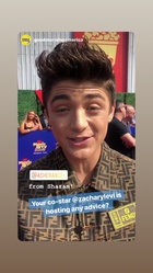 Asher Angel : asher-angel-1560877921.jpg