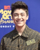 Asher Angel : asher-angel-1560878086.jpg