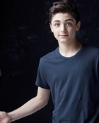 Asher Angel : asher-angel-1561041636.jpg