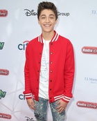 Asher Angel : asher-angel-1564589712.jpg