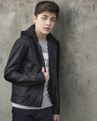 Asher Angel : asher-angel-1574531203.jpg