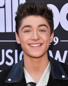 Asher Angel : asher-angel-1576601815.jpg